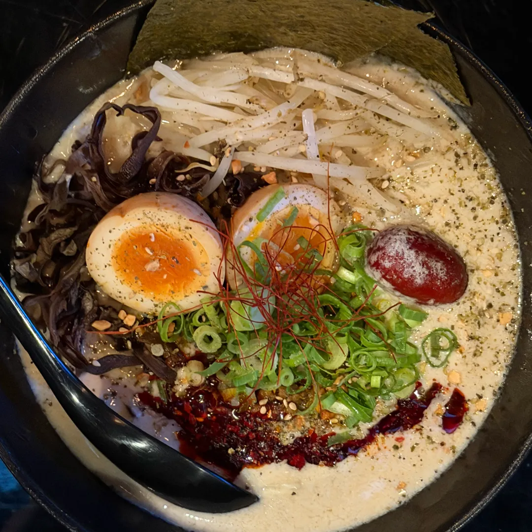 濃厚薬膳豆乳担々麺｜スナックERAN